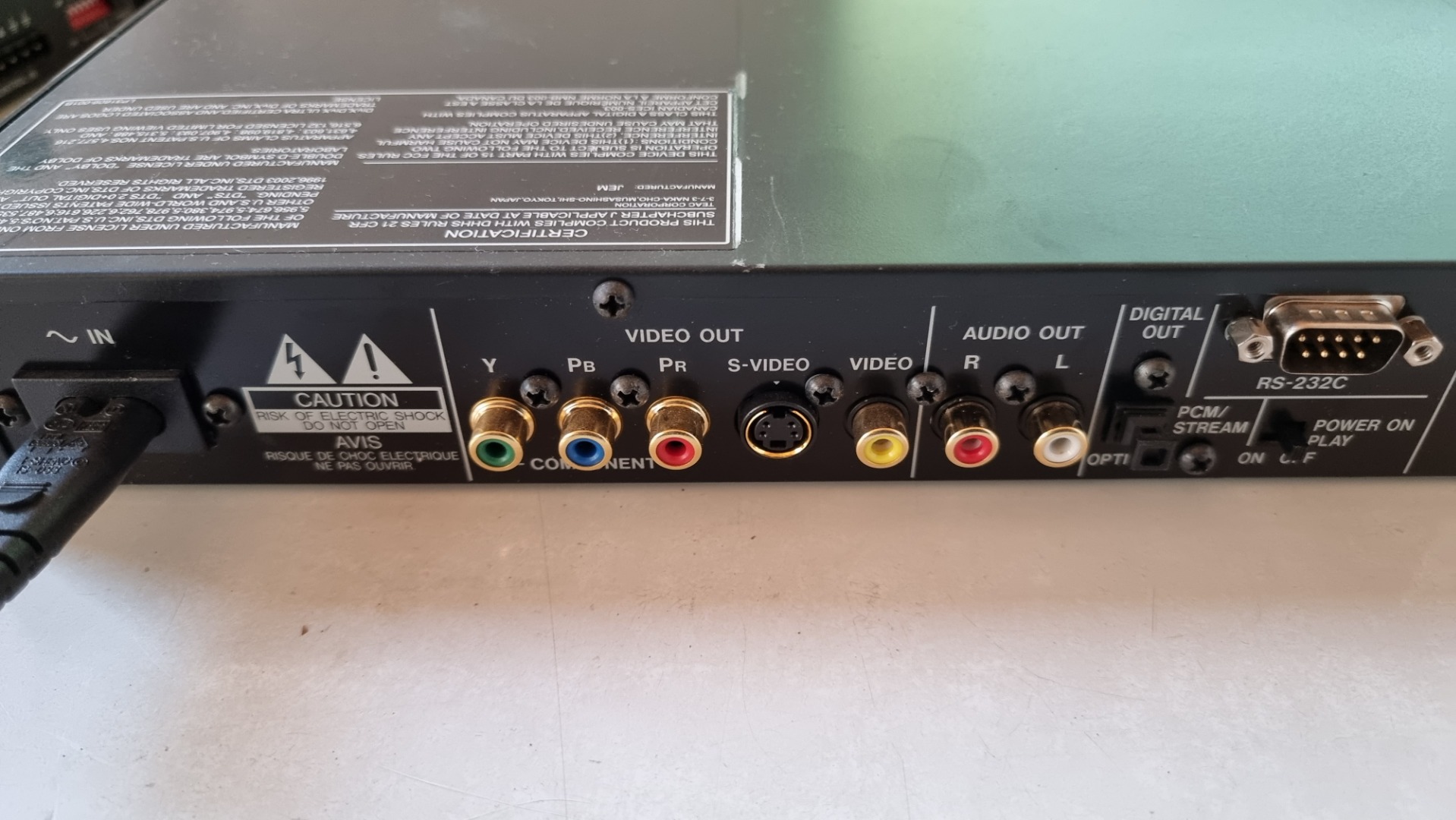 TASCAM☆ DVDプレーヤー DV－D01U☆TEAC PROFESSIONAL
